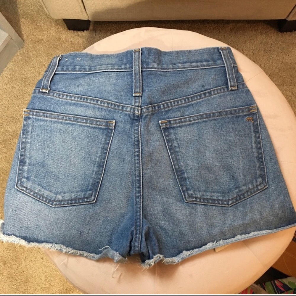 Final SALE! Madewell high waisted denim shorts - Picture 2 of 3